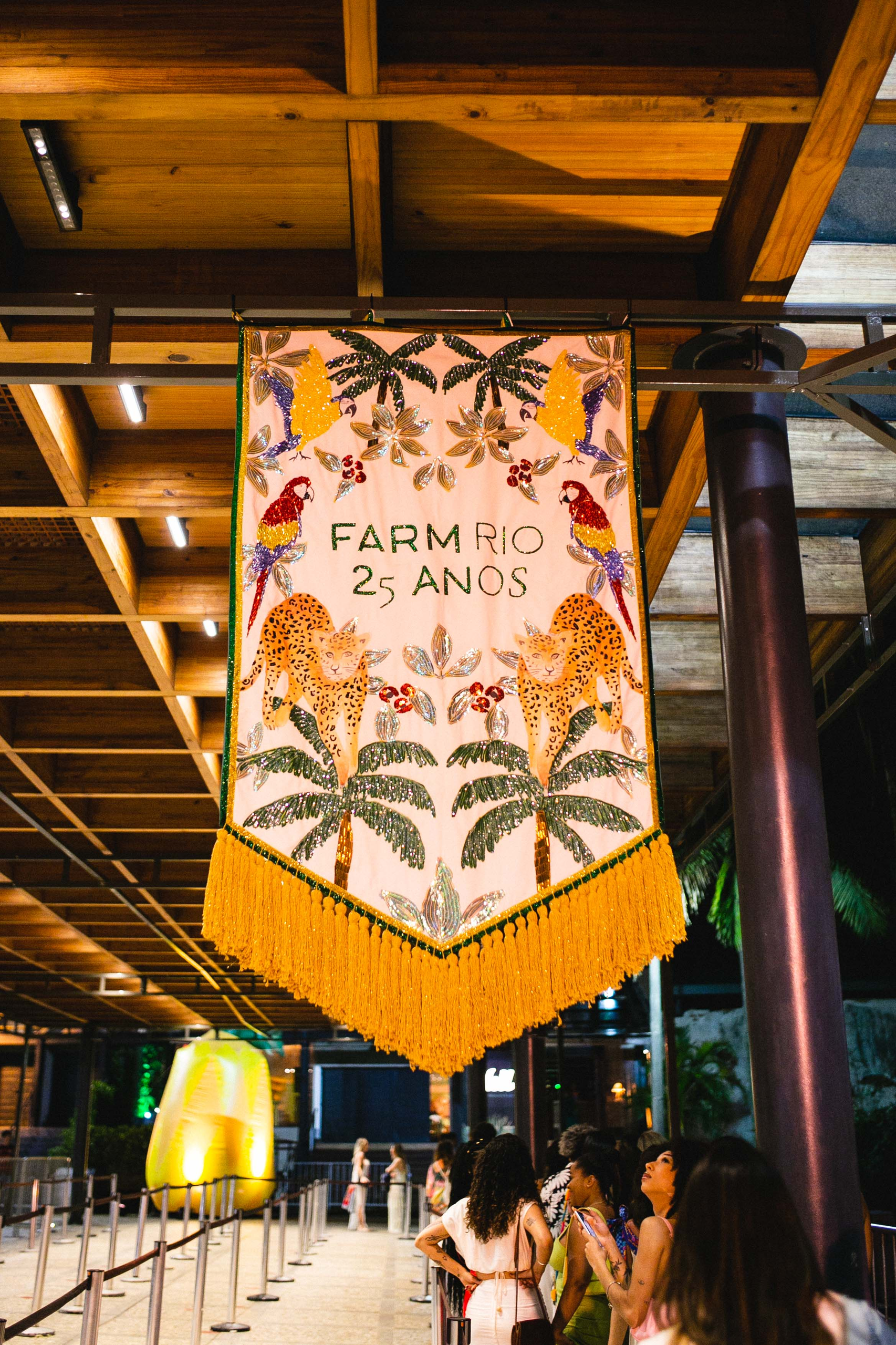 Entenda como a marca brasileira Farm ganhou destaque no mercado global: Guia Completo